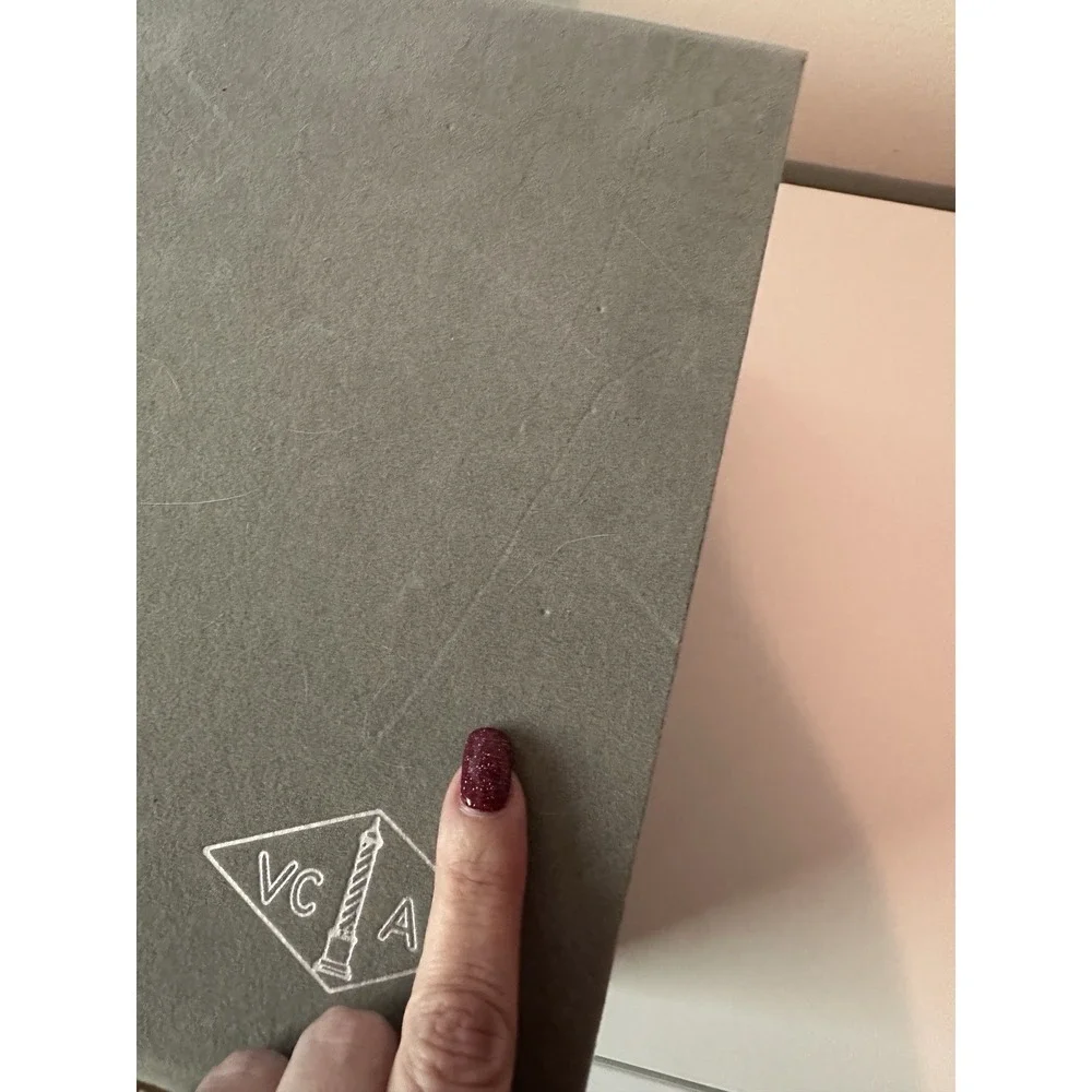 Authentic Van Cleef & Arpels VCA‎ Gray Gift Jewelry Presentation Storage Box